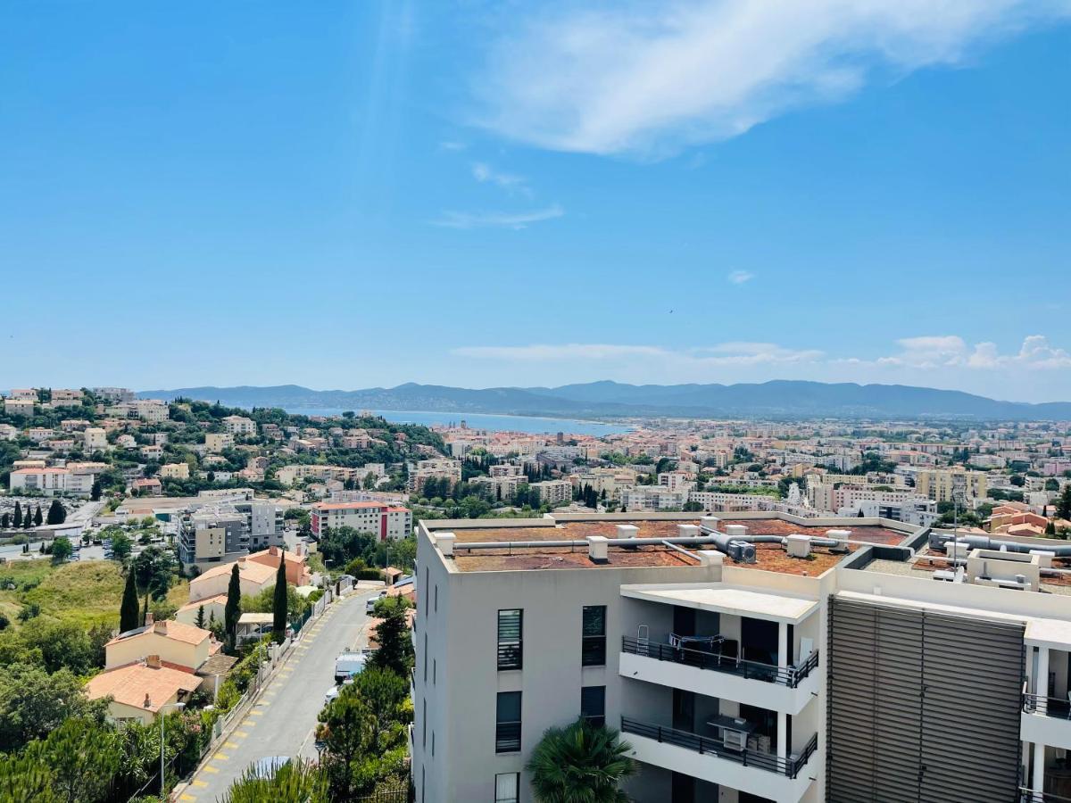 Tres Bel Appartement -Residence Avec Piscine Sur Le Toit Et Vue Panoramique Saint-Raphaël Esterno foto